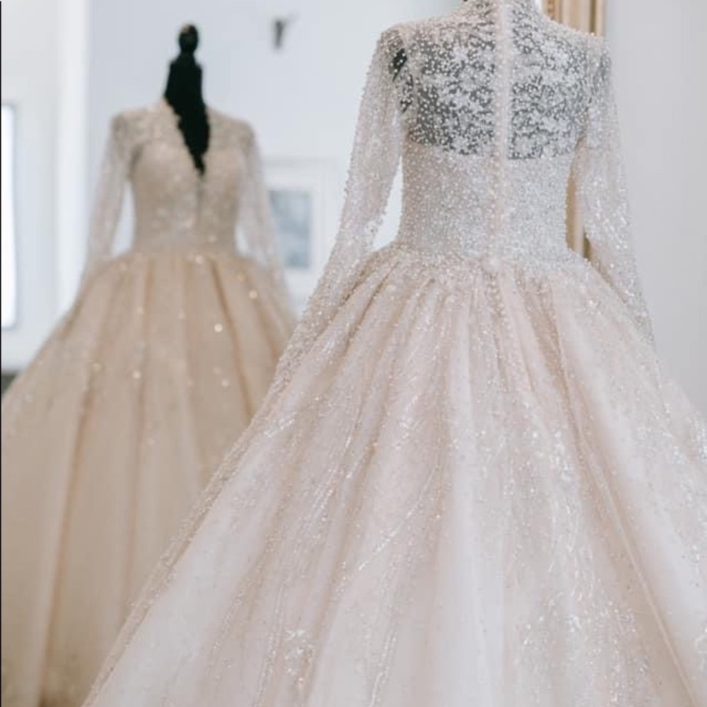 wedding dress